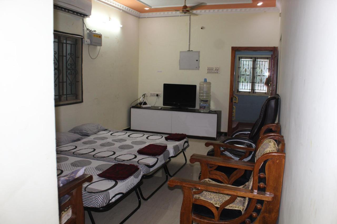 Centaurus Homestay Near Trichy Airport Tiruchirappalli Extérieur photo